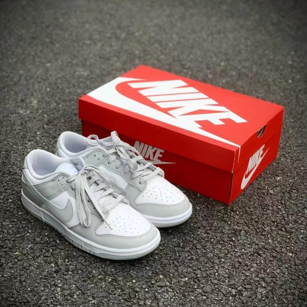 Nike dunks low grey fog